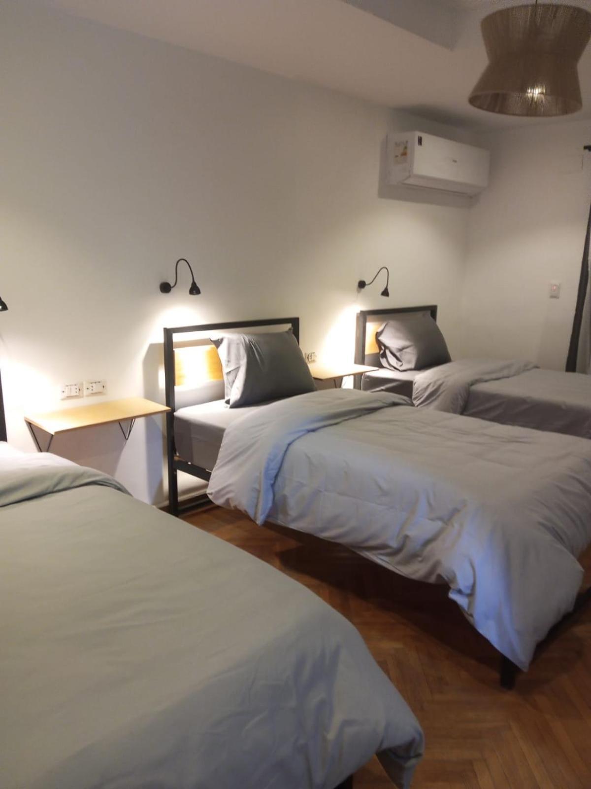 Pyramids Nights Hostel Kafrat al Jabal Exterior photo